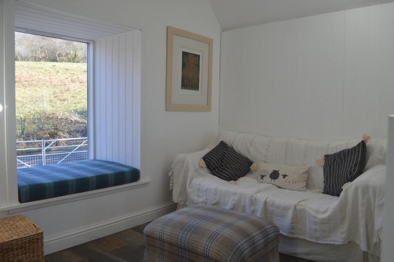 Mill House Steading Overlooking The Sea And Mull Bonnavoulin Екстериор снимка